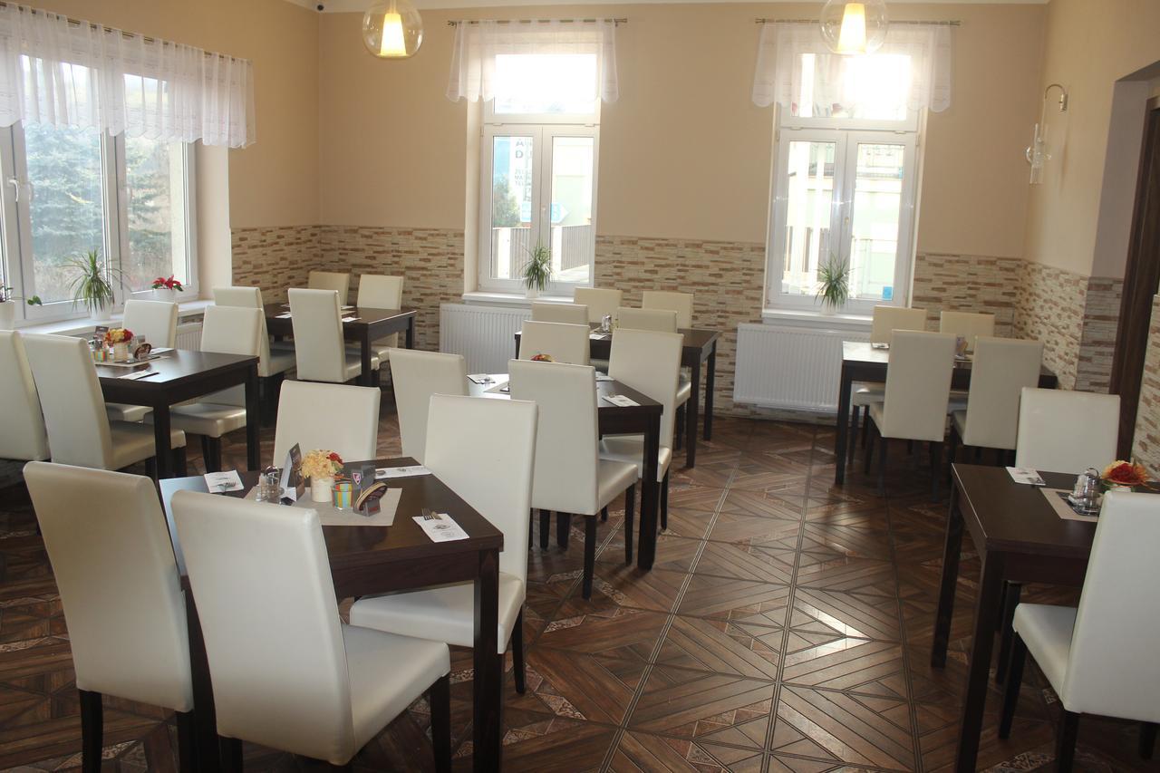 Penzion Vesely Zelezny Brod Εξωτερικό φωτογραφία